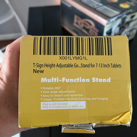 Tripod with carrying case - Picture 5 of 5